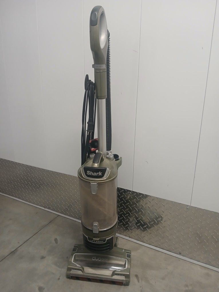 Shark Vacuum Cleaner