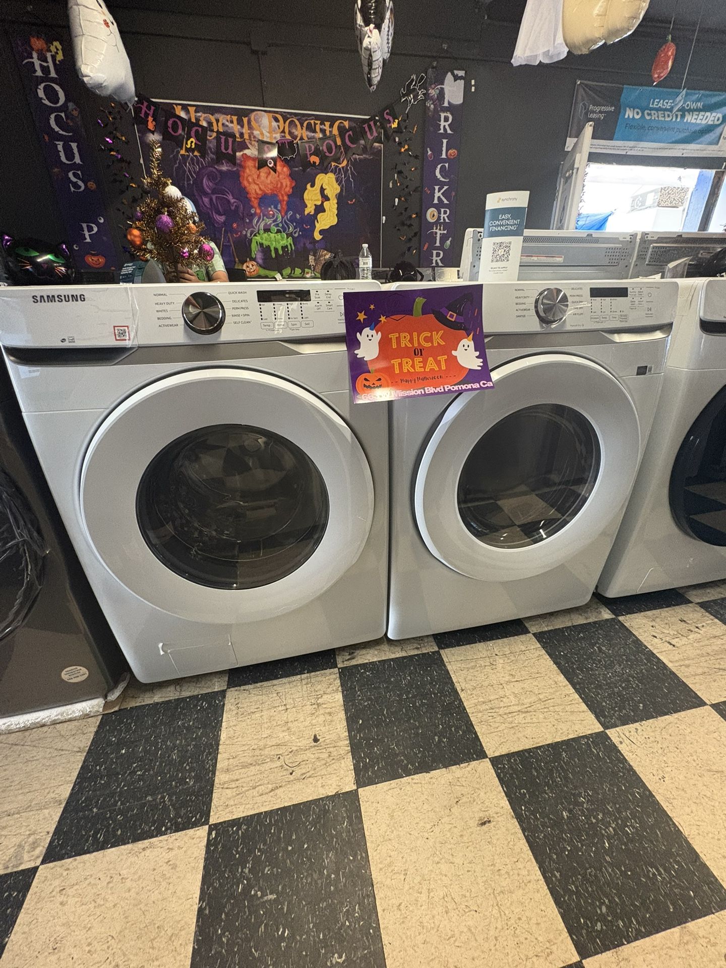 Samsung Front Load Washer And Dryer Set In White 🎃🕷️