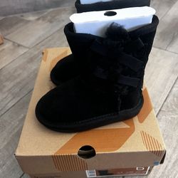 Koolaburra By Ugg Toddler Size 6