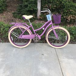 24” Huffy Nel Lusso Ladies/Girls Lavander Beach Cruiser 