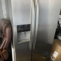 Kenmore Refrigerator 