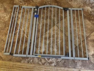 Extra Tall & Wide Safety Gate / Pet Gate - Fits Openings 29.5” - 53”