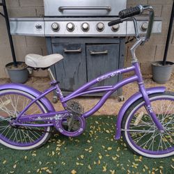 20"x2.35 MICARGI CRUISER GIRLS BIKE. FRESHLY TUNE UP 👌🏼