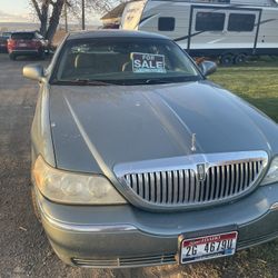 Lincoln Towncar 