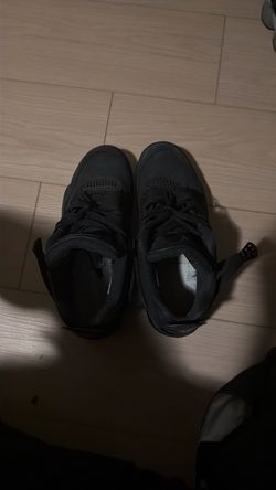 jordan 4’s black cat