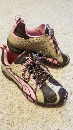 Puma Sneakers 6.5 (woman's)