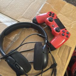 Headphones and ps4 controller
