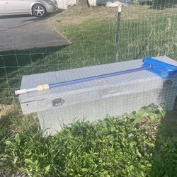 Truck Bed Tool Box 