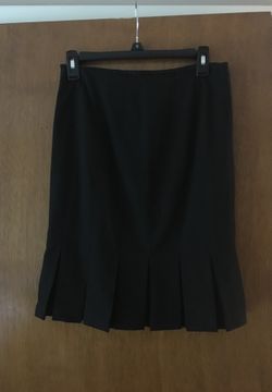 Women’s Black Skirt size 0 by Laundry/ side zipper/ lined