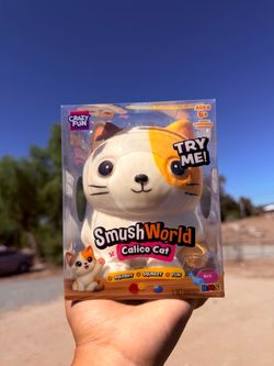SmushMart calico cat