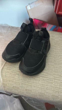 Nike black shoes