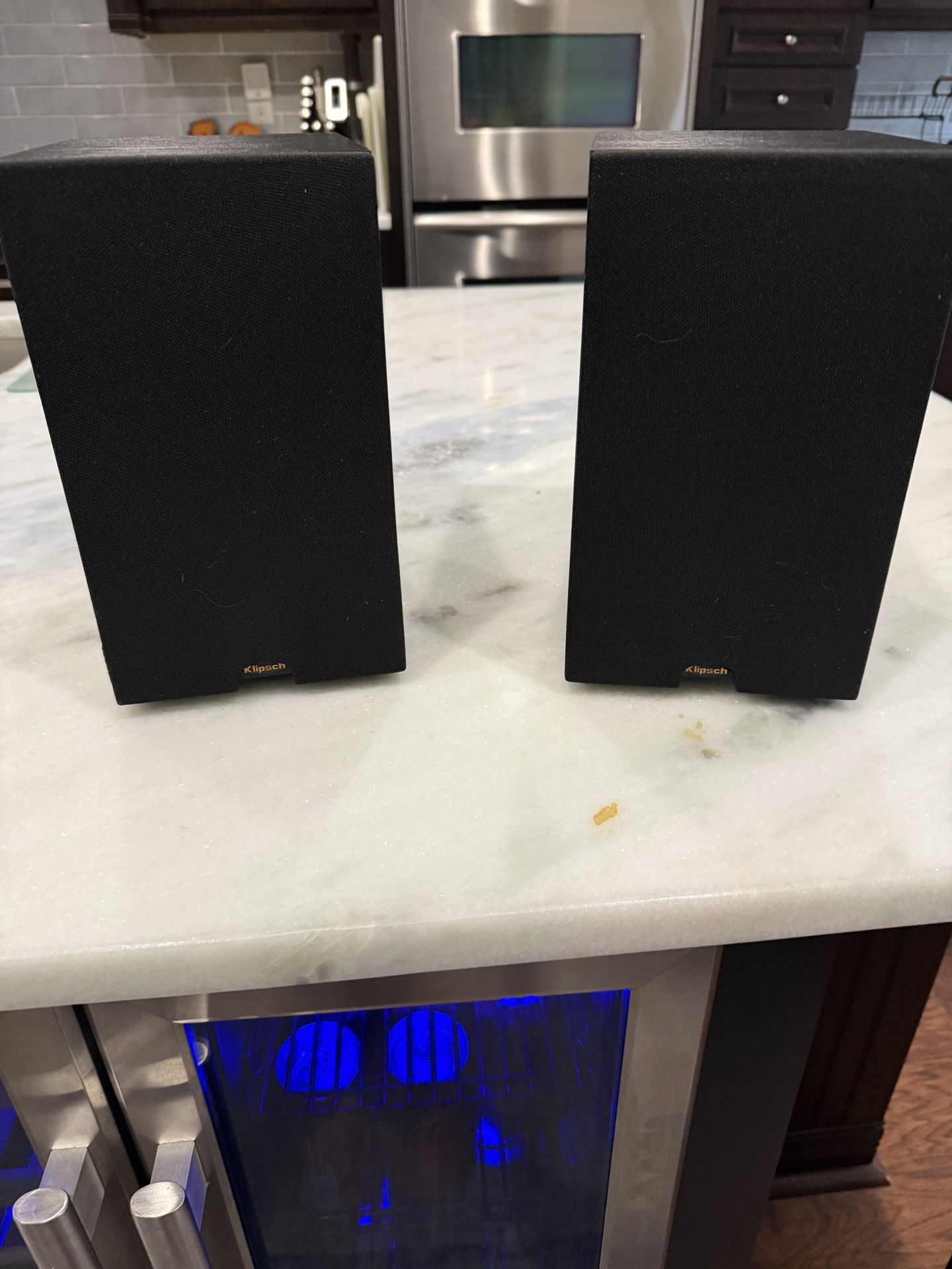 Klipsch B-100-BLACK Bookshelf Speakers