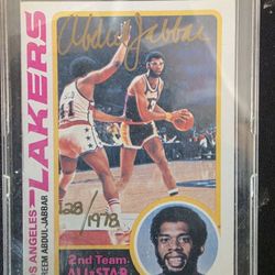 Kareem Abdul-Jabbar Signed Card 