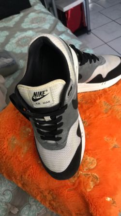 NIKE AIRMAX TENNIS FOR MEN