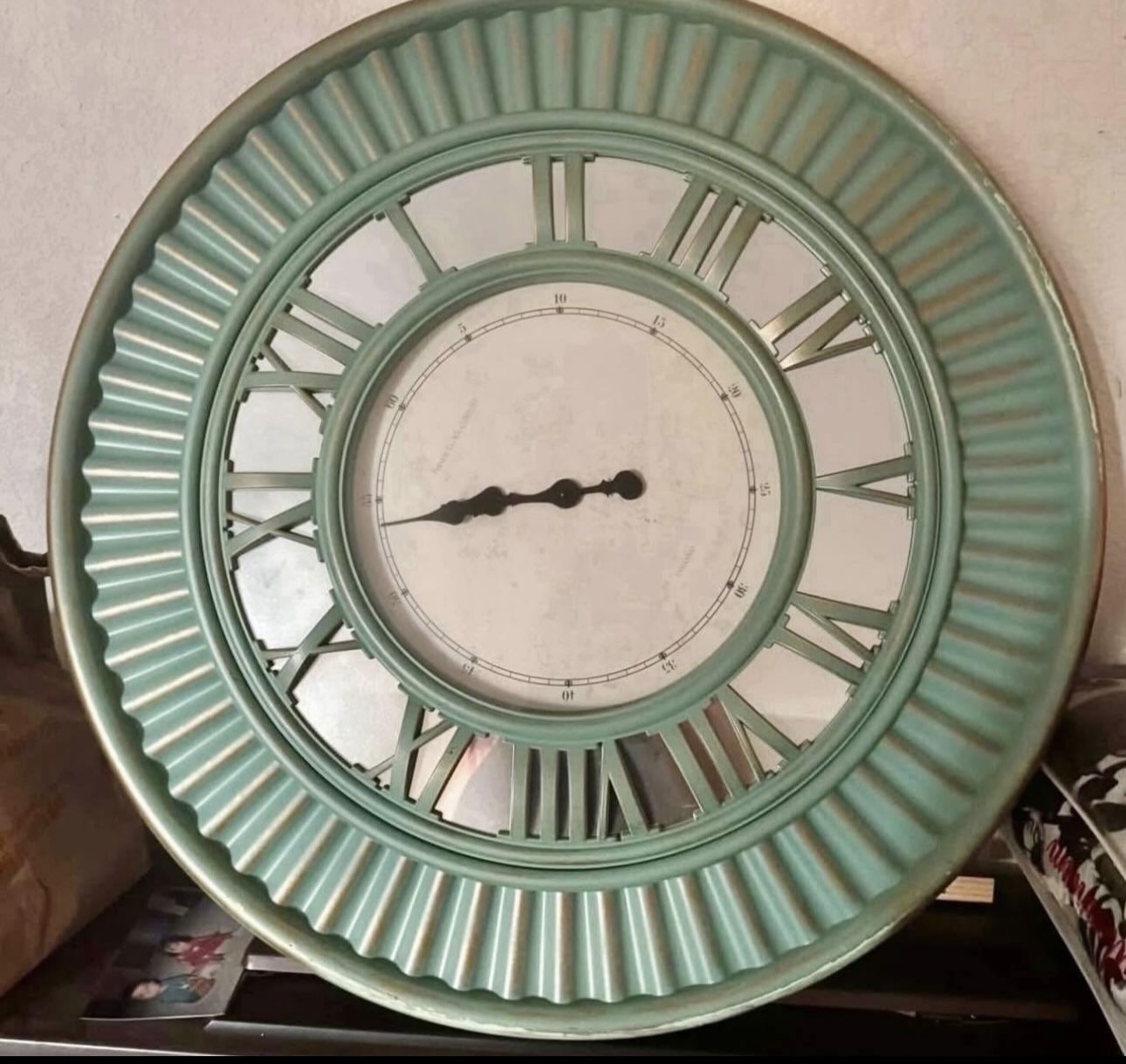 Big Clock Decoration