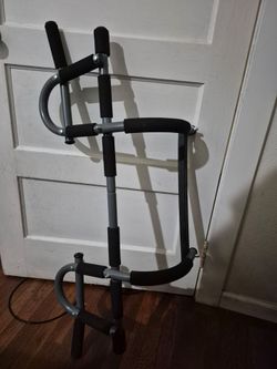 Pull up bar