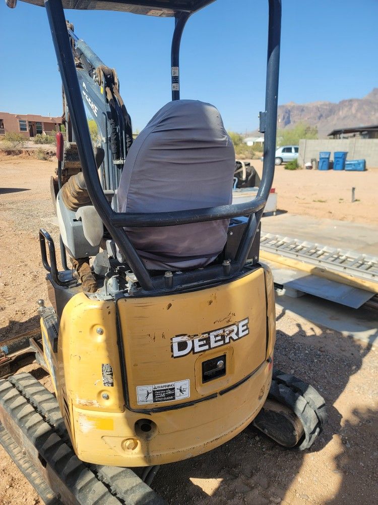 Jonh Deer Excavator