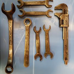 Ford Wrenches/Tools