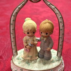 Rare Enesco Precious Moments Bride Groom Cake Topper 119633