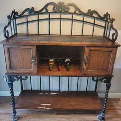 Wine Cabinet 