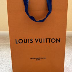 Louis Vuitton Paper Bag  (9,9x14 Inch)