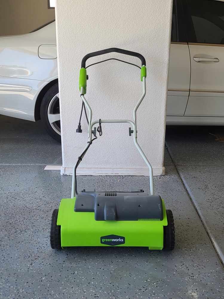 Greenworks Electric Lawn Dethatcher