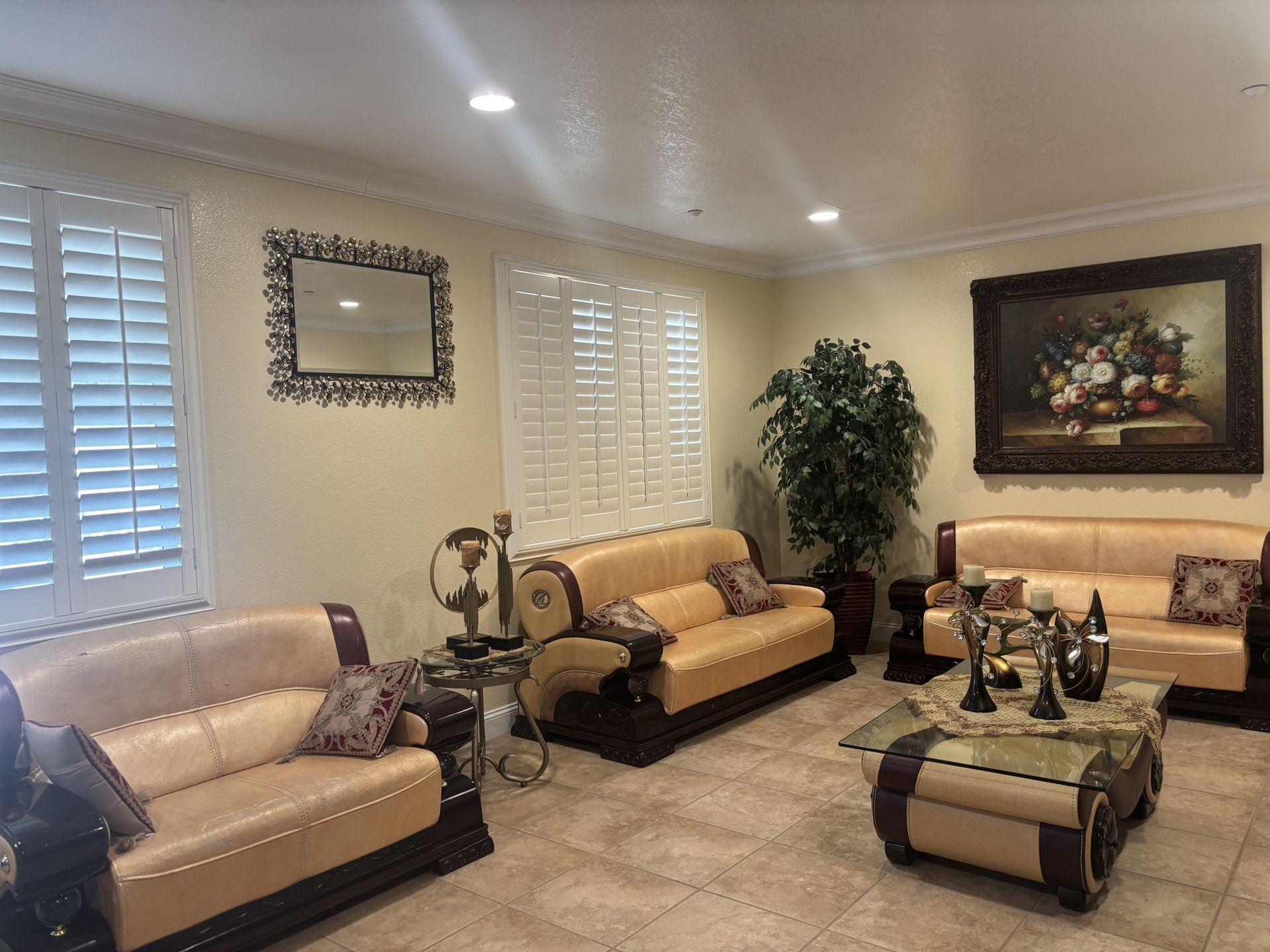 Living Room Set For Sale $500