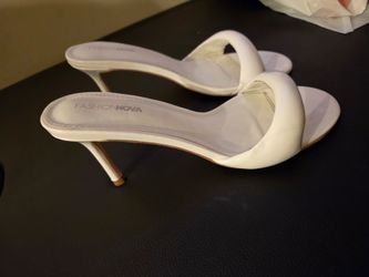 Women heels size8.5