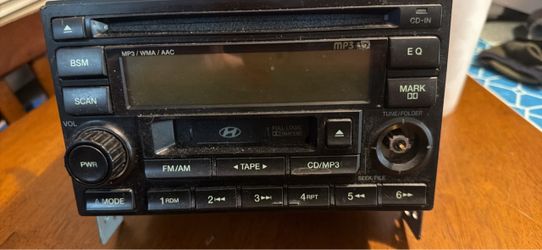 Hyundai OEM Car Stereo CD MP3 Tape Receiver