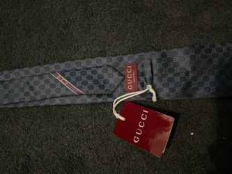 navy blue gucci tie