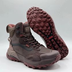 VANS Boots Gore-Tex MTE Boots Mens Size 8.5 Waterproof Boots OR WOMENS SIZE 10 New