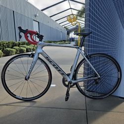 17 lb. All-Carbon Scott Foil 15 Electronic Shifting Racing Bike 