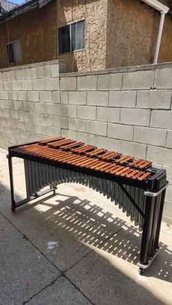 Musser M-30 4 Octave Marimba!