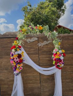 Arch flower