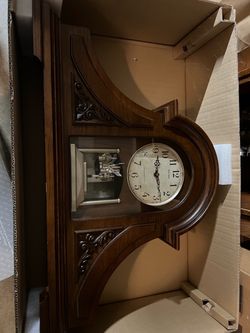 Rhythm TC43 Wooden Mantel Clock | Musical Chime, Pendulum, Fully Functional