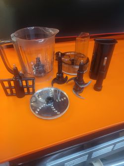 Ninja processor jug with accessories_$25