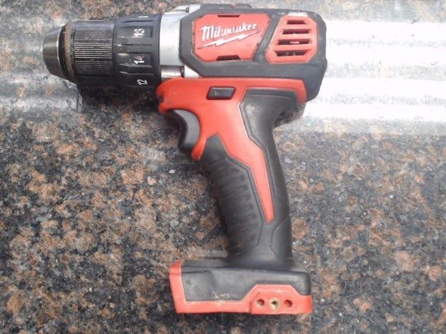 MILWAUKEE 2606-20 DRILL DRIVER (A1G006787)
