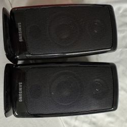 Samsung PS-FBD1250 speakers, which are part of a home theater surround sound system