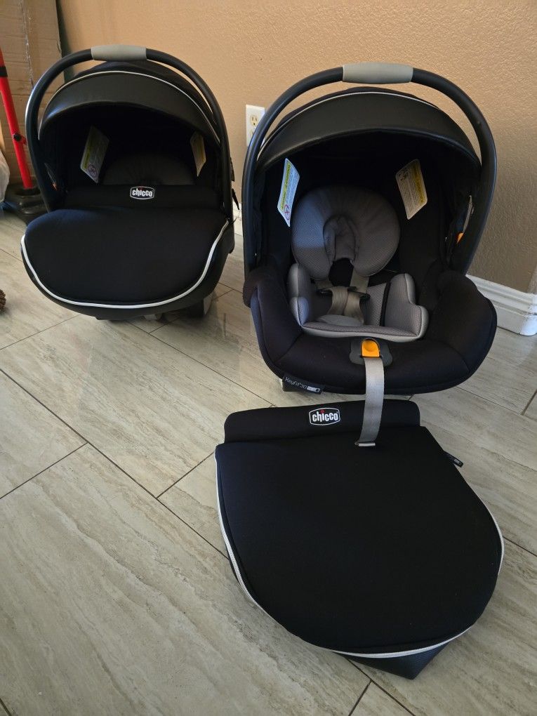 Infant Car Seats Really Good Condition