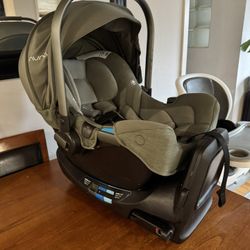 Nuna Car seat