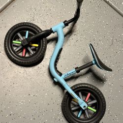 bicycle and  2 scooters for Kids