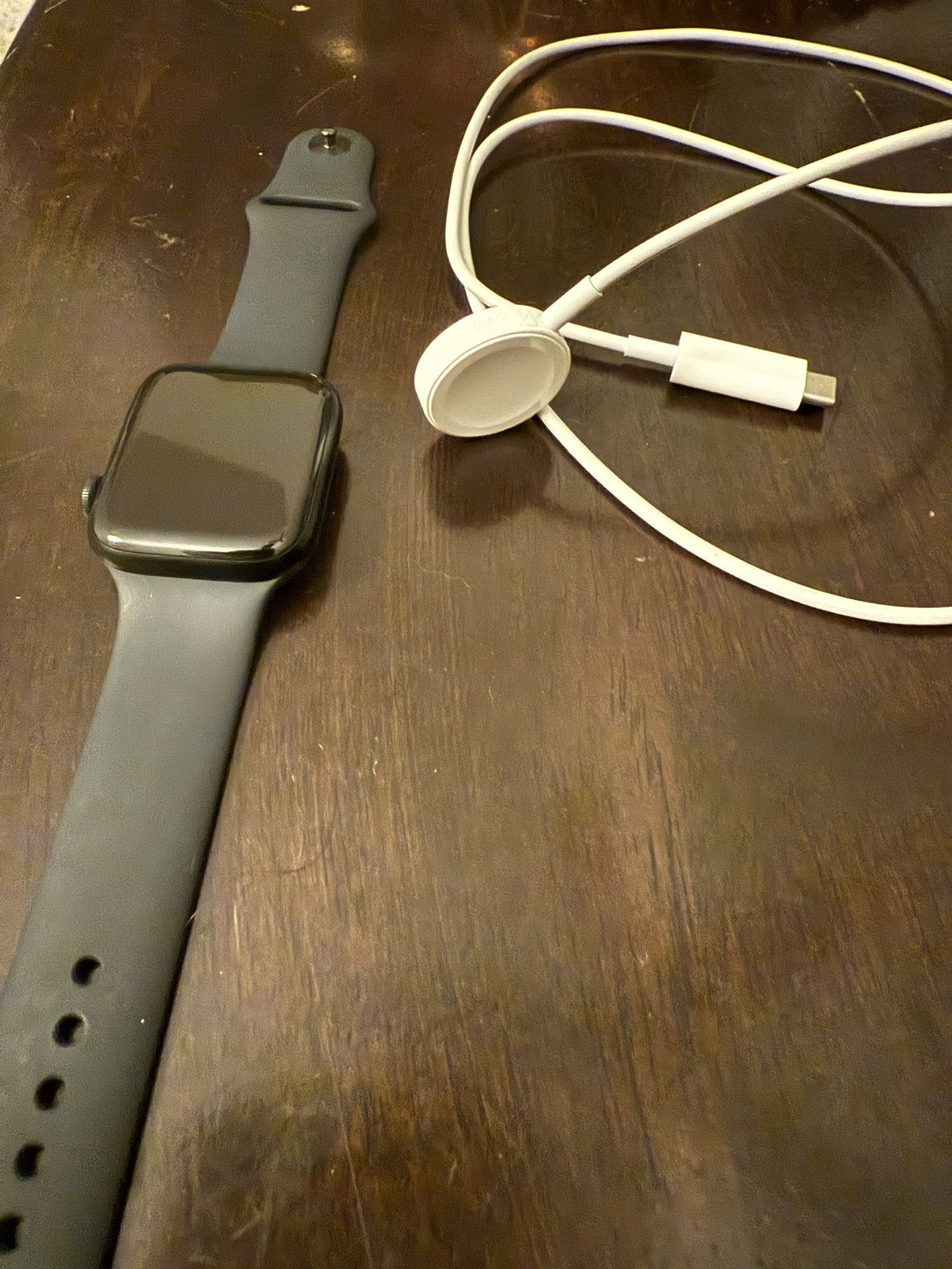 Apple Watch SE 2nd Gen 44mm