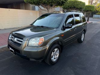 For sale is our 2007 Honda Pilot 4WD (EX)