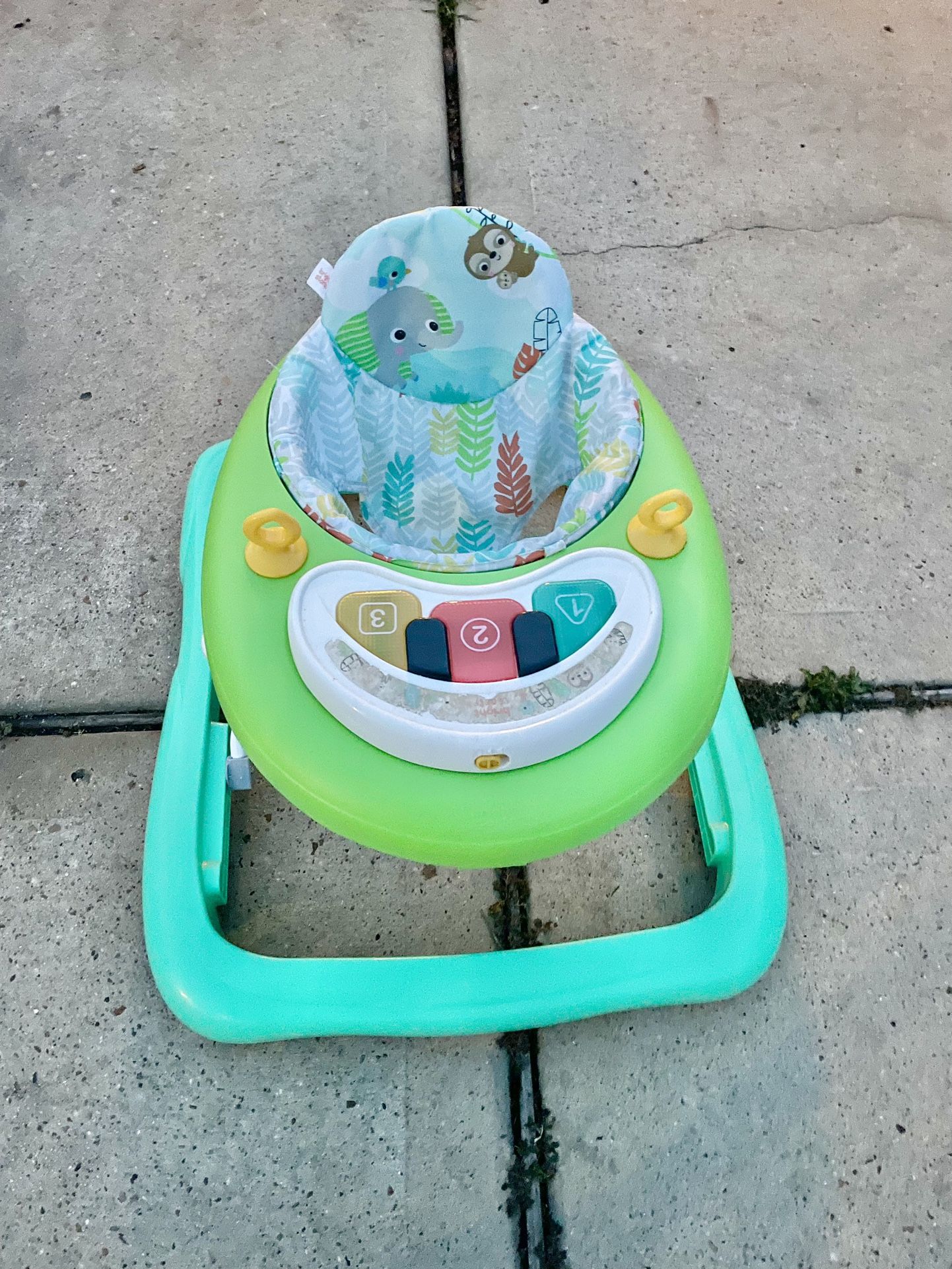 Bright Starts Tiny Trek Walker