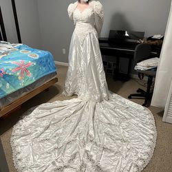 Vintage 1990’s Wedding Dress 