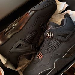 Jordan 4 Black Cat