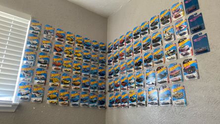 87 Assortment Of Hotwheels