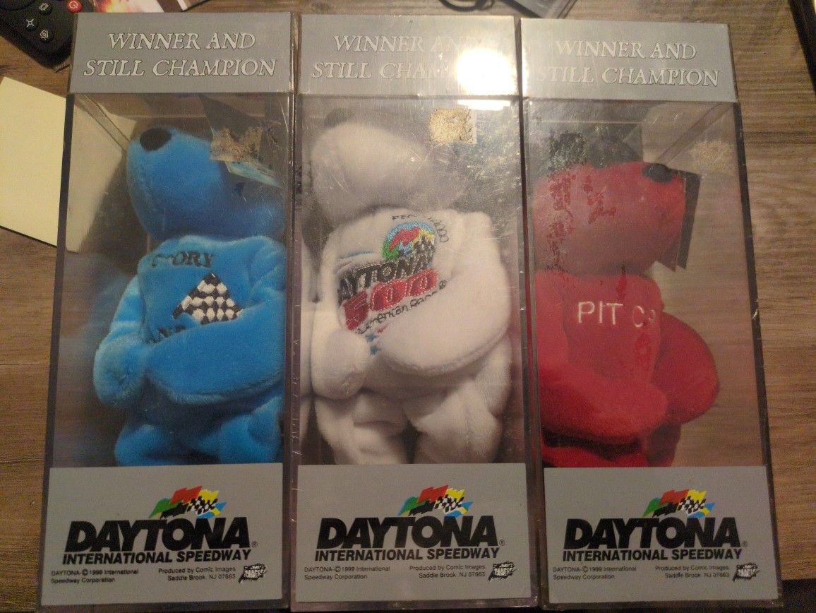 Daytona 500 Collectors Bears