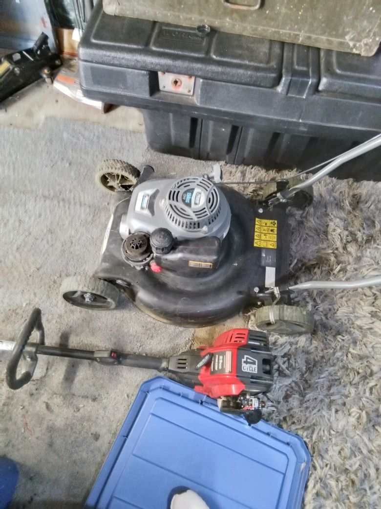 Pulsar Lawnmower/Craftsman 4cycle Weed Eater for Sale in New Albany