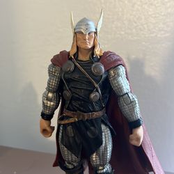 Diamond Select Thor *No accessories